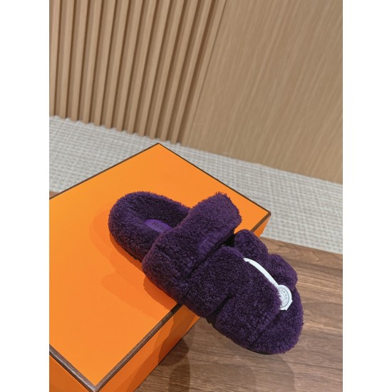  Cake Hair Slippers