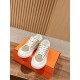 Skateboard shoes