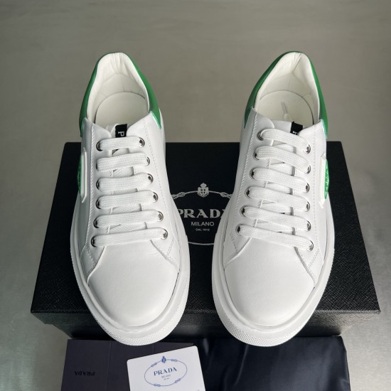 sneakers sneakers