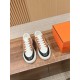 Skateboard shoes