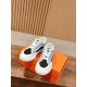 Skateboard shoes