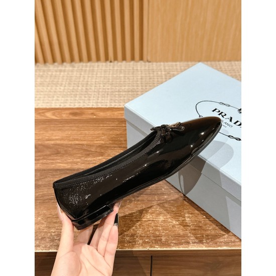 Nude shoes