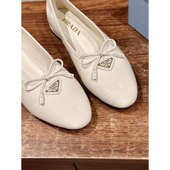 Nude shoes