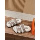  Cake Hair Slippers