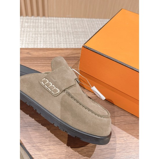 slippers