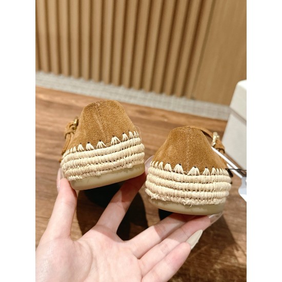 Nude shoes