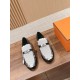 De Xun Shoes
