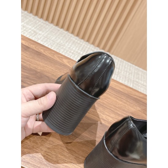 leather shoes