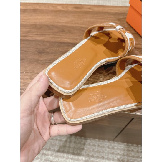 H slippers