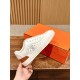 Skateboard shoes