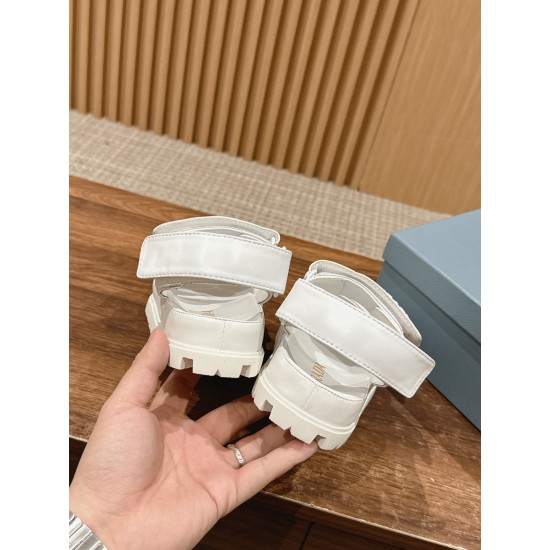 sandal