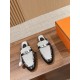 De Xun Shoes