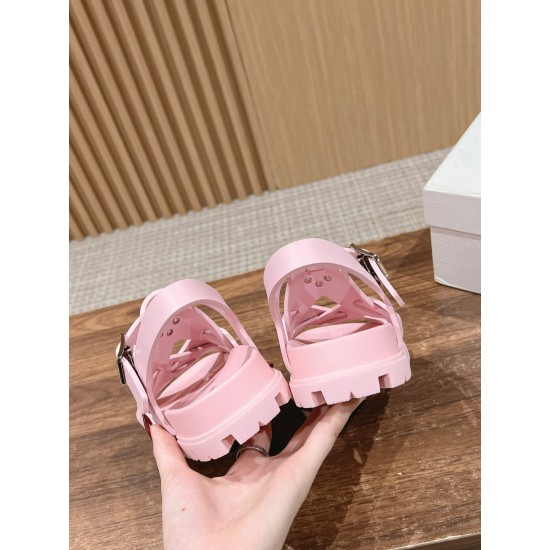 sandal