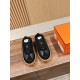 De Xun Shoes
