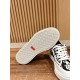 Skateboard shoes