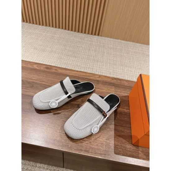 slippers