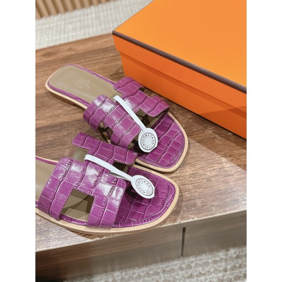 H slippers
