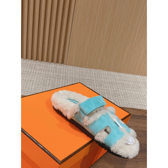  Cake Hair Slippers