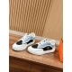 Skateboard shoes