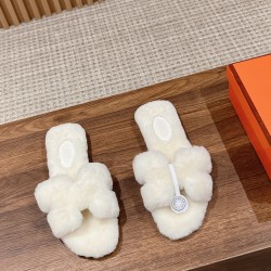 Plush slippers