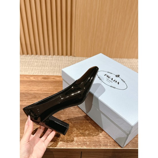 sandal