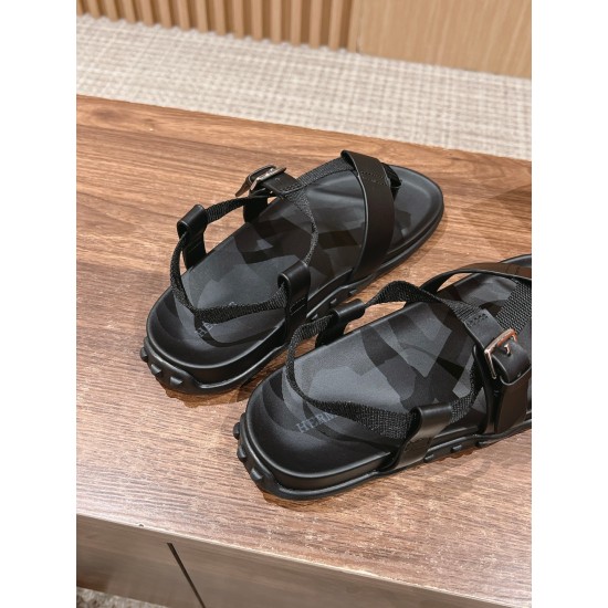 H Sandals