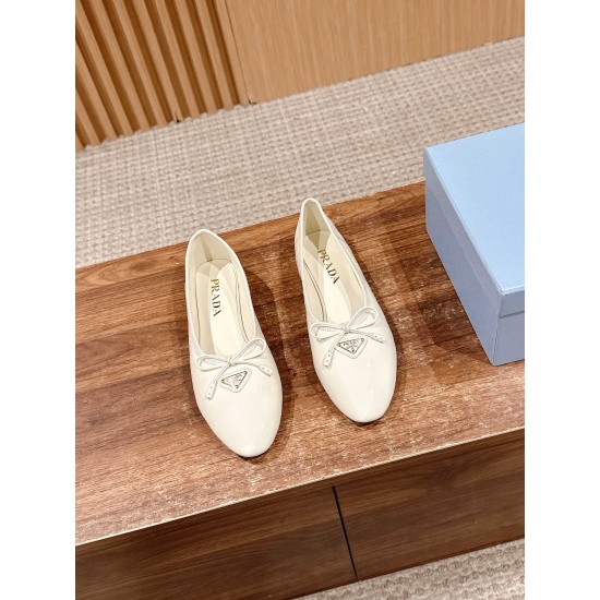 Nude shoes