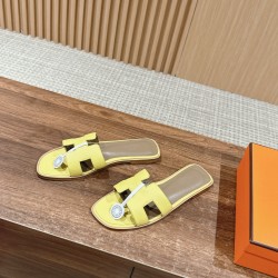 H slippers