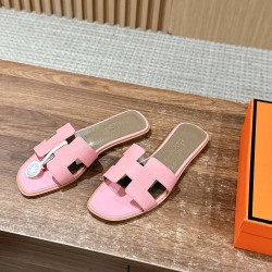 H slippers