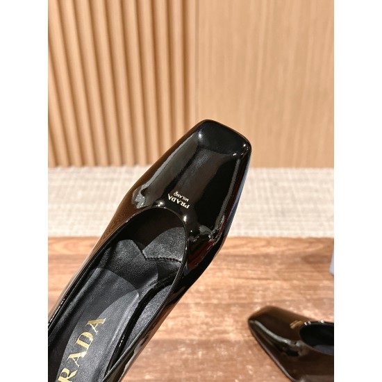 sandal