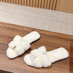 Plush slippers