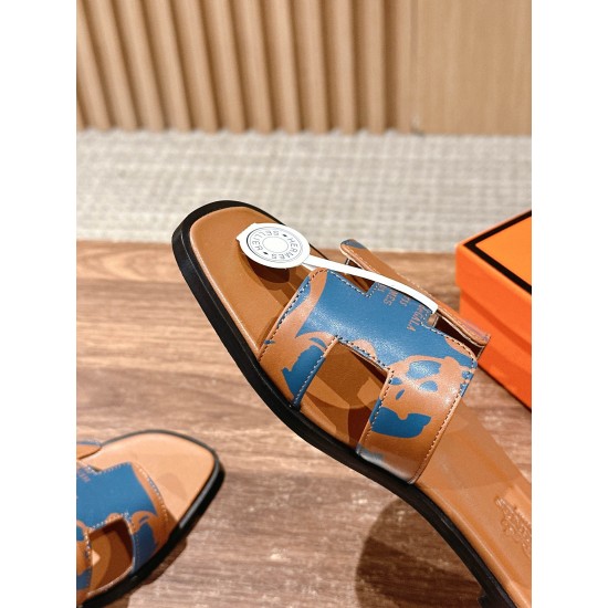 H slippers