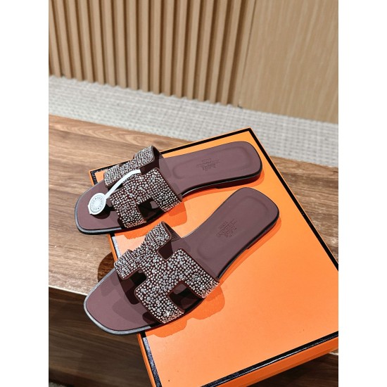 H slippers