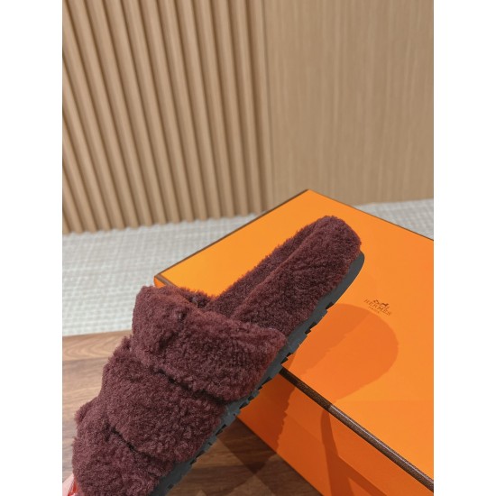  Cake Hair Slippers