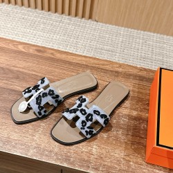 H slippers