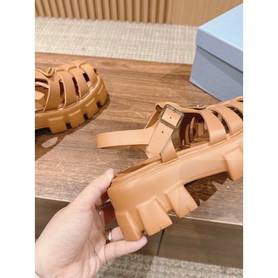 sandal