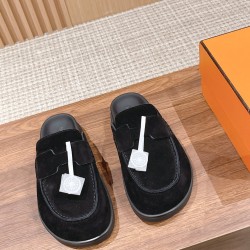 slippers