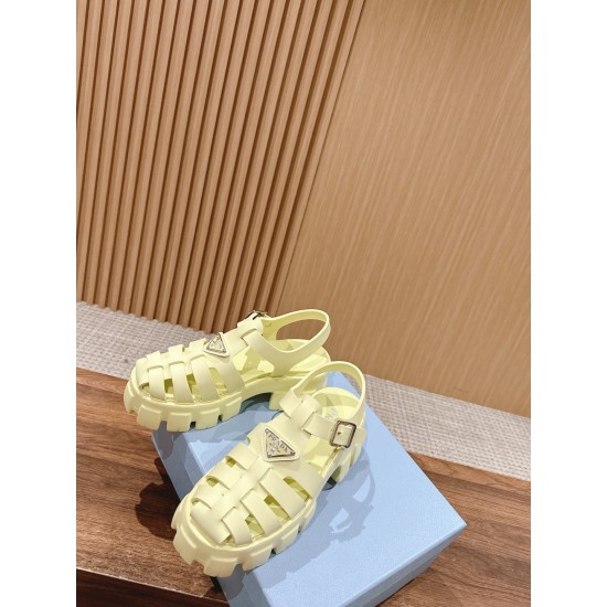 sandal