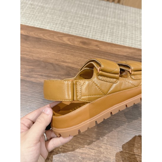 sandal