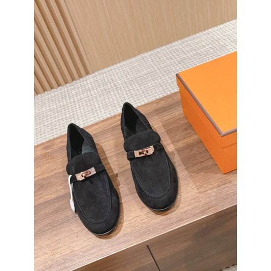 De Xun Shoes