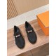De Xun Shoes