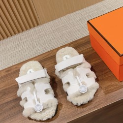  Cake Hair Slippers