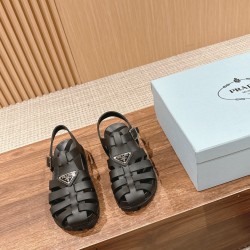 sandal