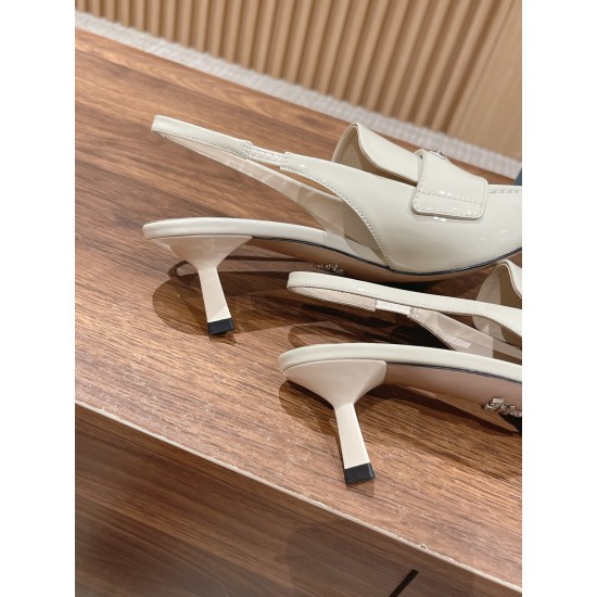sandal