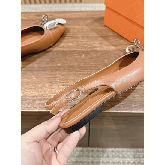 H Sandals