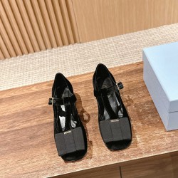 Nude shoes