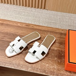 H slippers