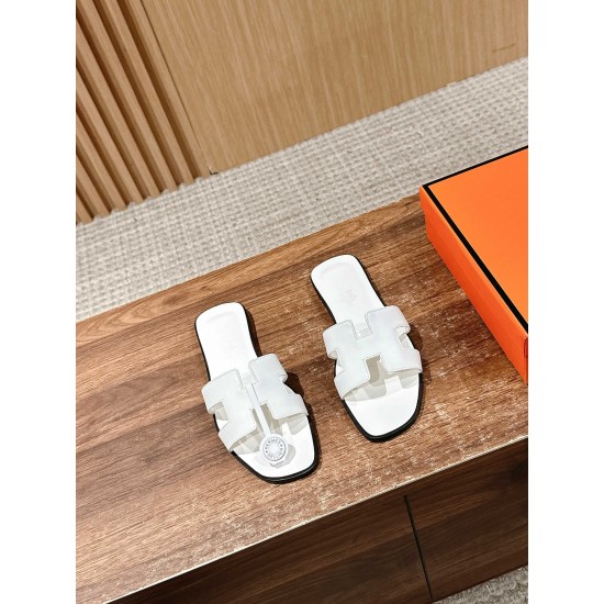 H slippers