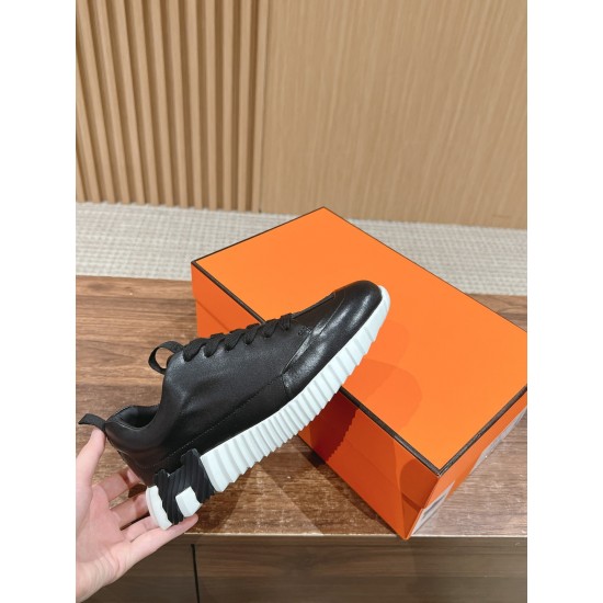 Couple casual shoes