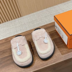Plush slippers